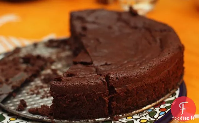 Gâteau au chocolat et aux pruneaux