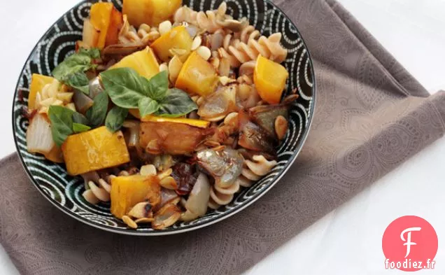 Pâtes D'Été À La Courge Et Au Poivre