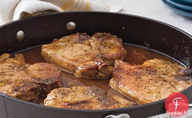 Côtelettes De Porc À La Sauce Au Poivre