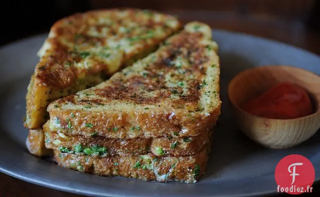 Pain Grillé Croustillant Au Sel Et Au Poivre