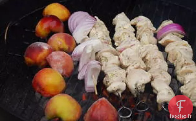 Fruits À Noyau Grillés Au Sirop De Balsamique Et De Poivre Noir