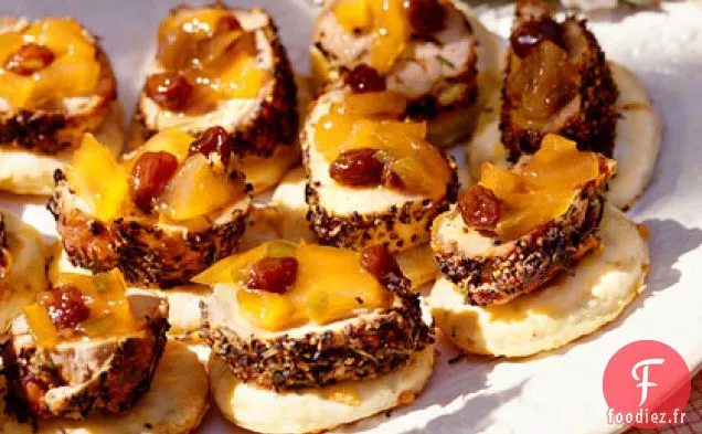 Filet De Porc Aux Herbes Avec Toasts Au Parmesan Et Au Poivre