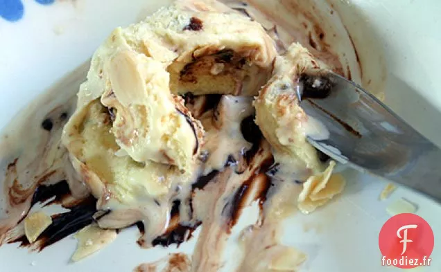 Crème Glacée à l'Huile de Noyau de Prune