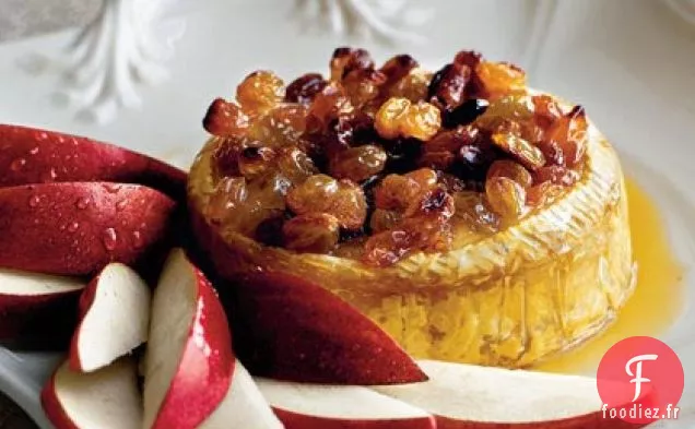 Brie au Miel et aux Raisins Cuits au Four