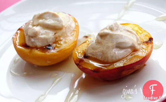 Pêches Grillées Au Miel Et Au Yogourt
