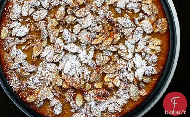 Gâteau Aux Amandes Avec Compote Fraise-rhubarbe