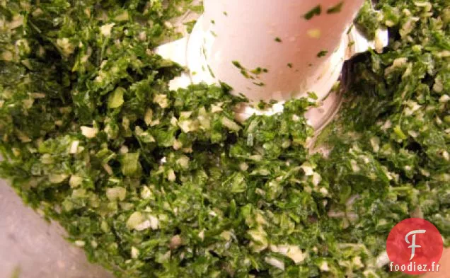 Marinade Au Persil Et À La Coriandre Et Sauce À Tremper