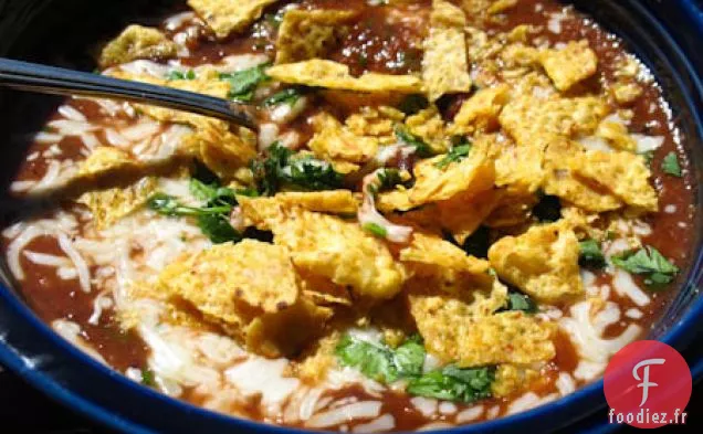 Soupe aux Haricots Noirs et Salsa