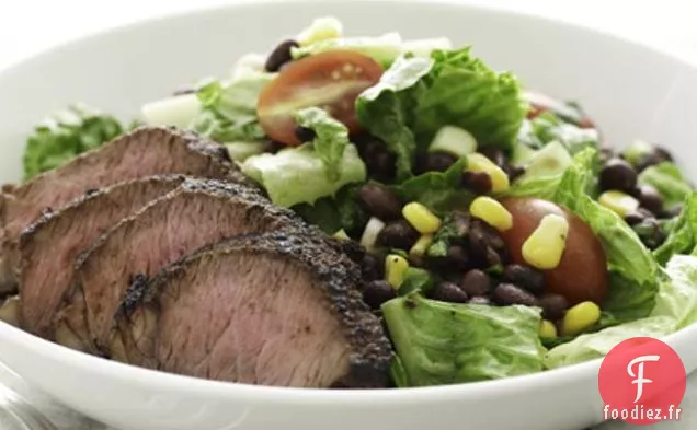 Salade De Steak Du Sud-Ouest Avec Vinaigrette À La Coriandre Et Au Citron Vert