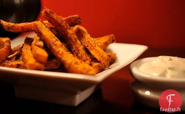 Frites De Patates Douces Épicées Du Sud-Ouest Au Piment - Coriandre Aigre