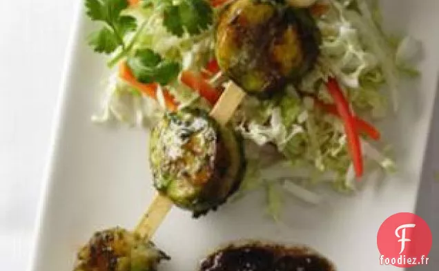 Pétoncles De Mer Grillés À La Coriandre Et Sauce Aux Haricots Noirs