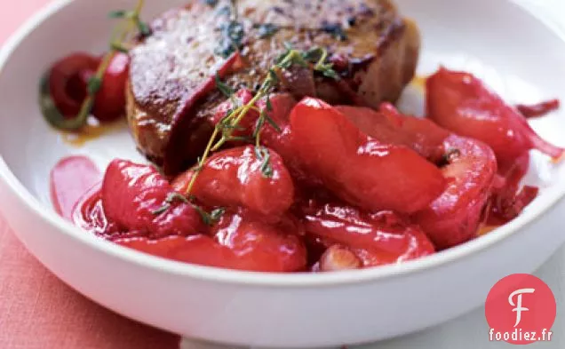 Côtelettes de Porc à la Sauce Tiède aux Prunes