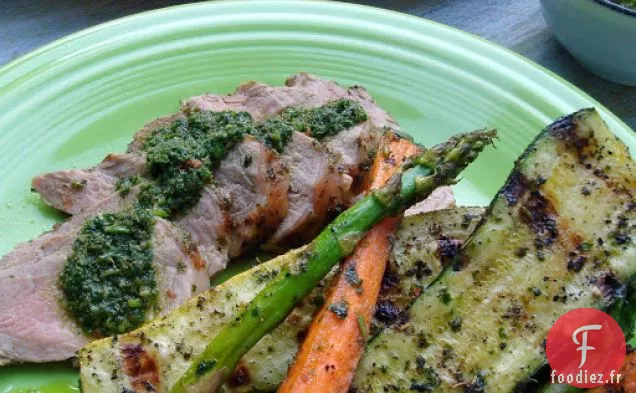 Filet De Porc Grillé Avec Chimichurri Et Légumes D'Été