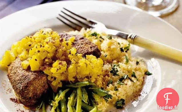 Côtelettes de Porc avec Salsa chaude à l'Ananas