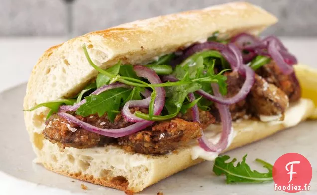 Foie de Poulet Frit et Oignons Sautés Po' Boys