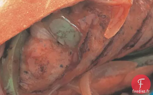 Bratwurst Grillée Aux Poivrons Et Oignons Mesquites Épicés