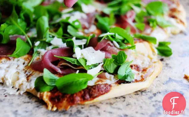 Pizza à la Figue et au Prosciutto avec Roquette