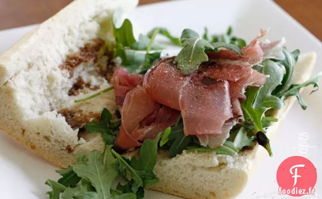 Sandwich Au Prosciutto, Roquette Et Balsamique