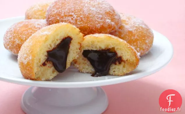Beignets Fourrés Au Chocolat Et À La Bière