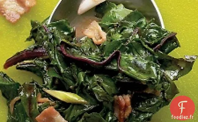 Légumes Verts De Betterave Au Bacon