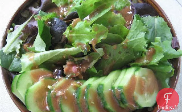 Légumes Verts Printaniers À La Vinaigrette À L'Estragon Balsamique