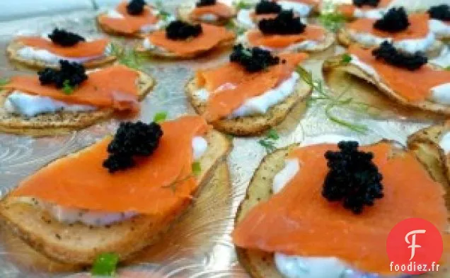 Saumon Fumé Et Crème D'Aneth Maigre Au Caviar Rôti Au Four