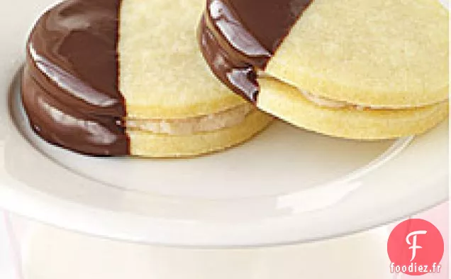 Sandwichs Aux Biscuits Au Beurre À La Crème De Châtaigne