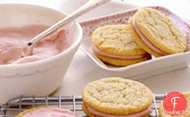 Biscuits Sandwich à la crème de framboise