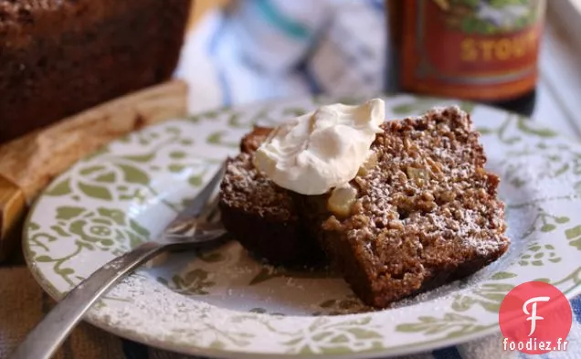 Gâteau Stout À L'Avoine Aux Pommes Et À La Crème De Whisky