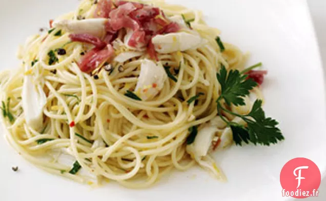 Spaghettini au Crabe et Sauce au Citron Épicé