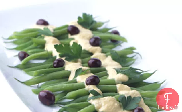Salade de Haricots Verts avec Sauce au Thon et Olives