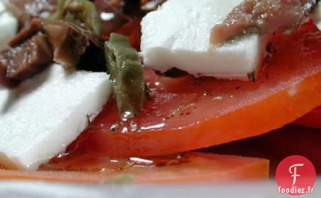 Domatosaláta Choriátiki (Salade de Tomates Grecques)