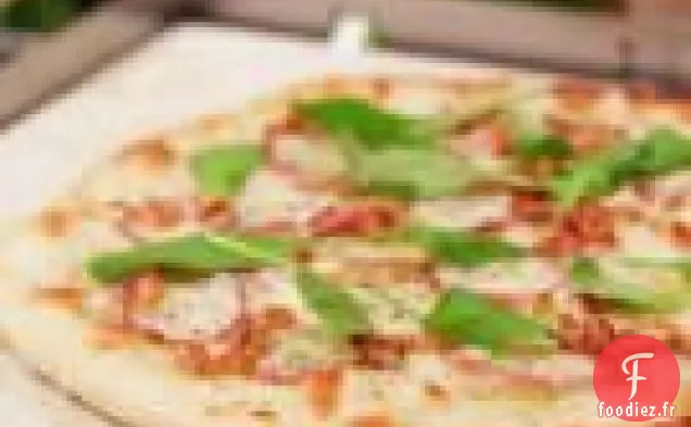Pizza Aux Pommes De Terre Grillées Et À La Pancetta Avec Roquette