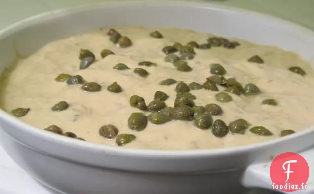 Bar Cuit Au Four Avec Sauce Aux Herbes