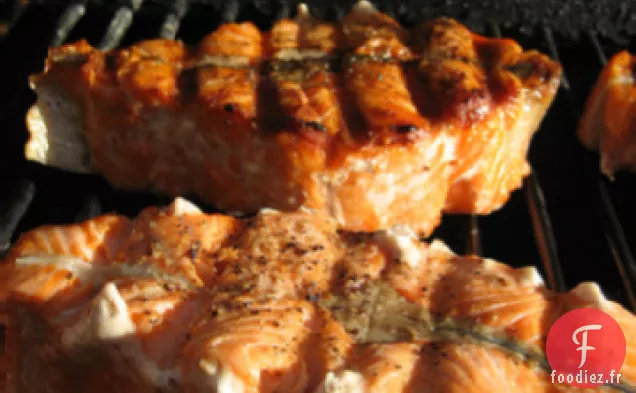 Steaks de Saumon Grillés au Beurre de Citron Vert