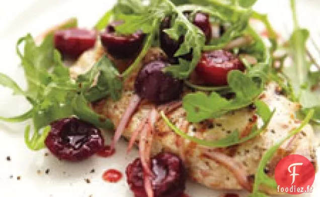 Poulet Grillé Aux Cerises, Échalotes Et Roquette