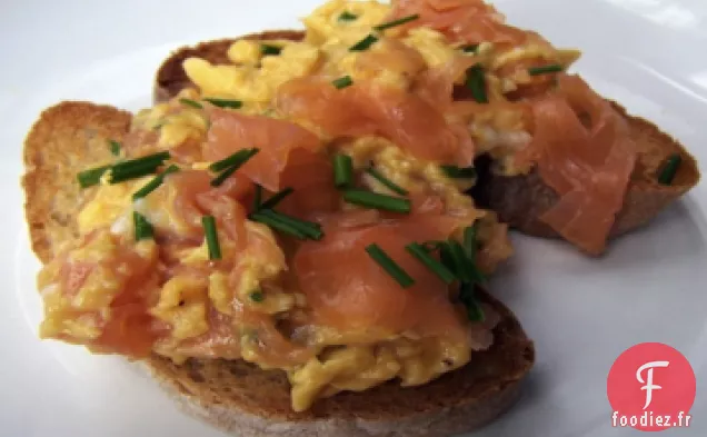 Œufs brouillés au Lox et au Fromage à la Crème