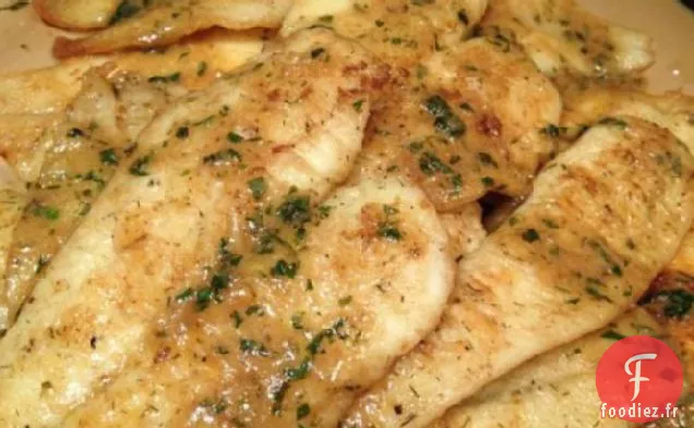 Sole De Poisson Poêlée Facile Avec Sauce Au Citron Et Au Beurre