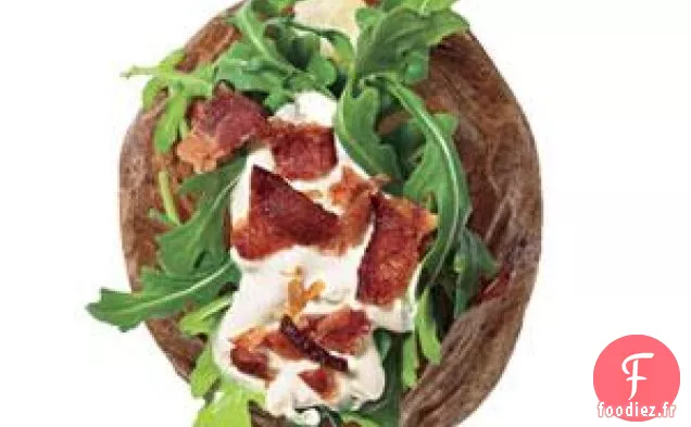 Pommes De Terre Au Four Avec Roquette, Bacon Et Crème Sure