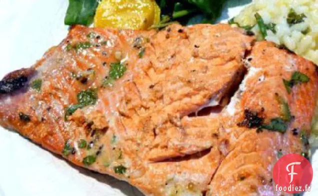 Saumon Grillé Avec Marinade Kiwi-Herbes