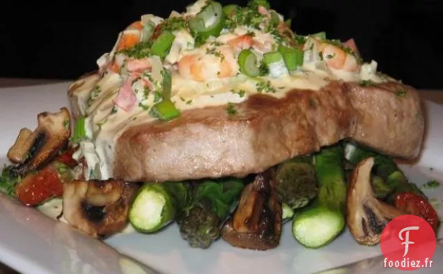 Steaks De Thon À La Sauce Crémeuse Aux Crevettes