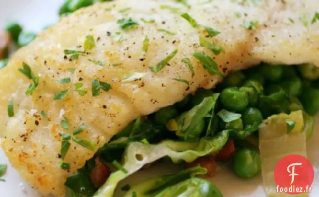 Morue poêlée aux Petits Pois, Pancetta et Laitue flétrie