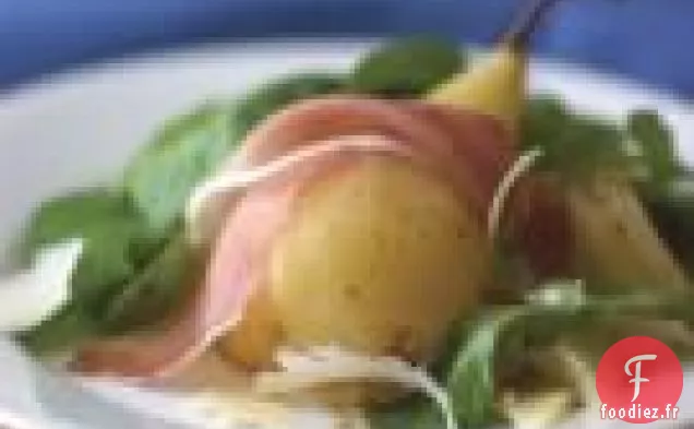 Salade De Poires Pochées Avec Roquette, Prosciutto Et Parmesan