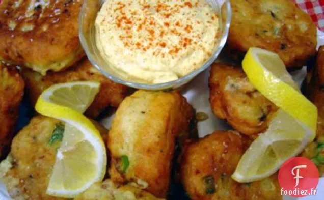 Gâteaux De Poisson Aux Antilles Avec Aïoli Au Curry