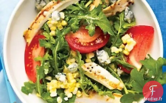 Salade De Roquette Avec Poulet Grillé, Maïs, Tomates Et Ch Bleu