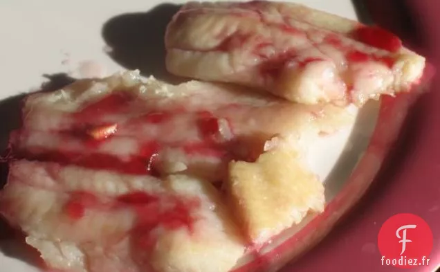 Flétan Grillé, Sauce À L'Ail Aux Groseilles Rouges