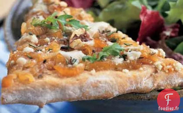 Pizza à l'Oignon Caramélisé avec Gorgonzola et Roquette