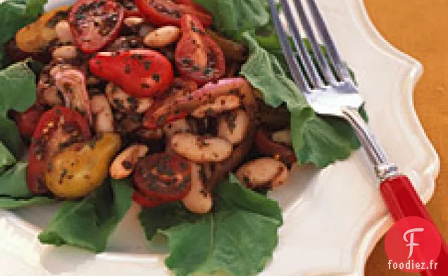 Salade De Roquette Et Cannellini À La Vinaigrette Aux Olives