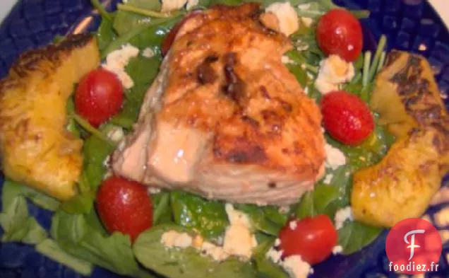 Salade d'Épinards au Saumon Grillé