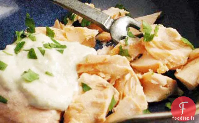 Samak Tarator (Poisson Poché à la Sauce aux Noix de Pin)